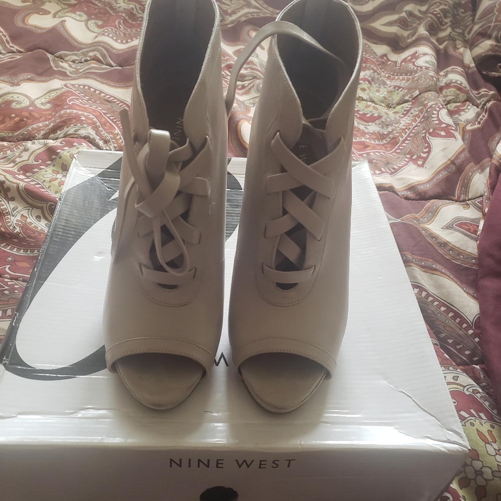 Nine West Peep Toe Pump